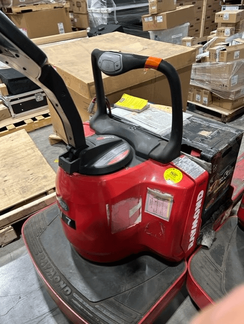 2008 Raymond 8400 Pallet Lift - FORKLIFTS