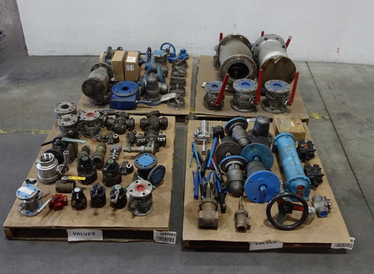4 PALLETS OF ASSORTED VALVES AND ACCESSORIES - VALVES