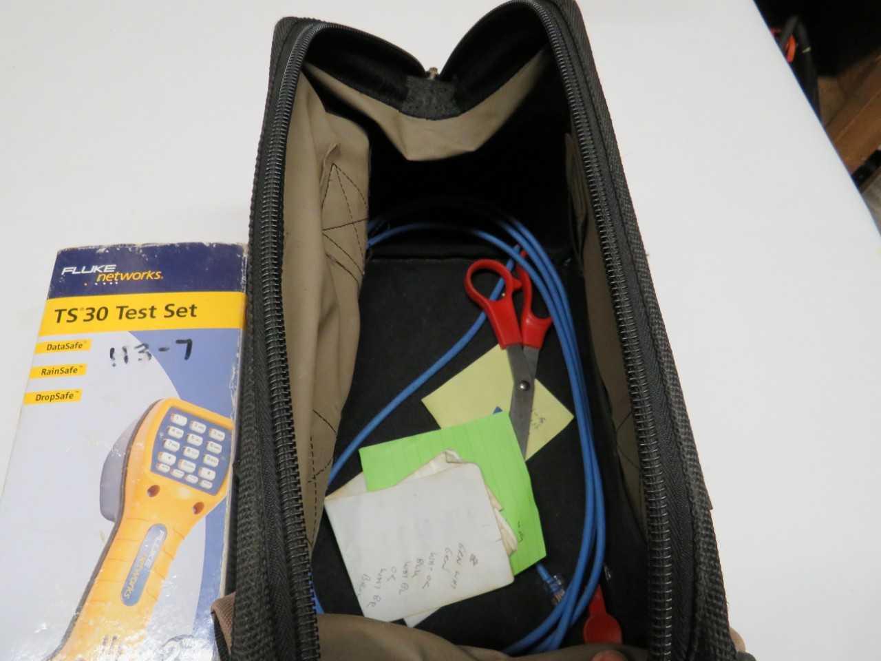 FLUKE NETWORKS TS 30 TEST SET 30800HD9 W/ KUNNY'S TOOL BAG - ELECTRIC POWER TOOLS