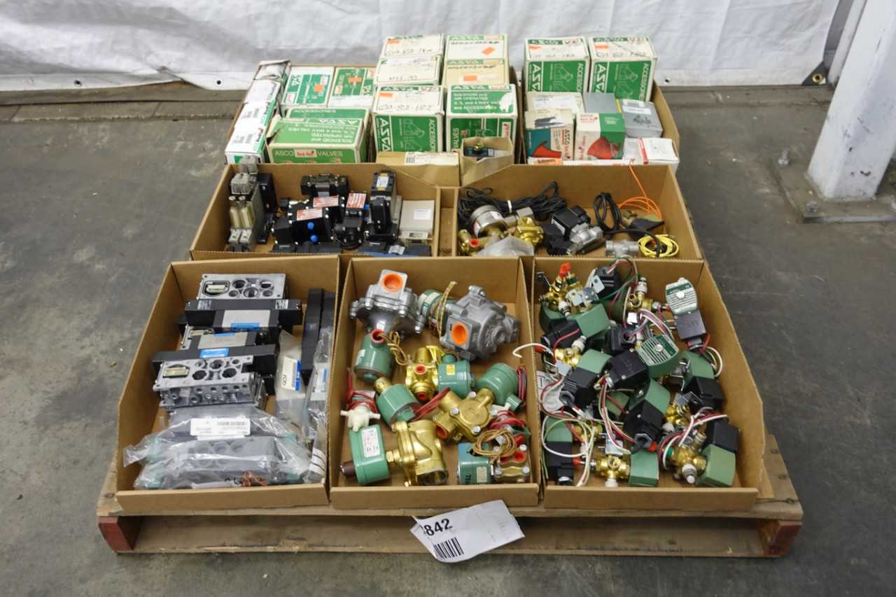PALLET OF ASSORTED SOLENOID VALVES - SOLENOID VALVE