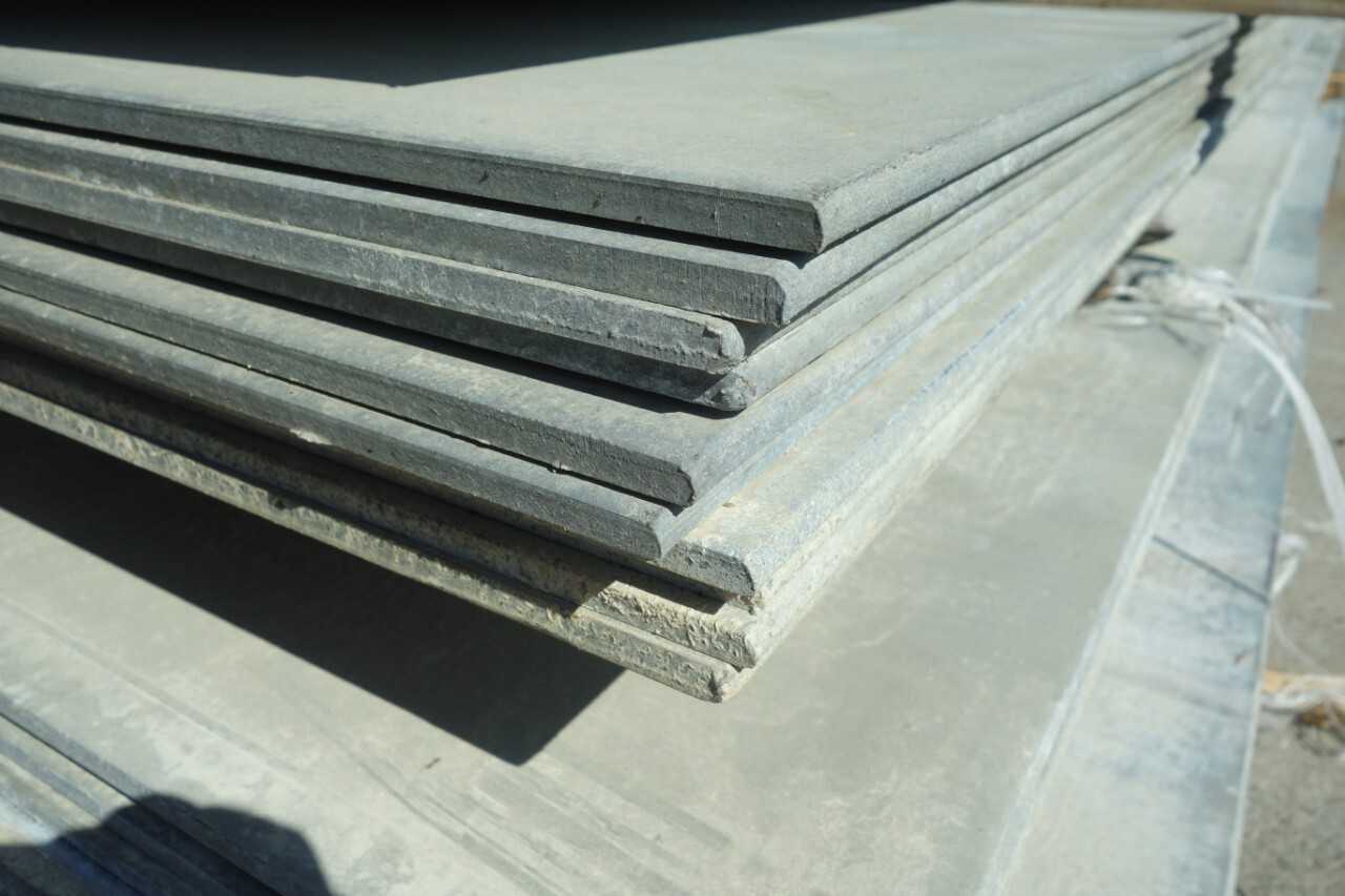 LOT OF A36 GALVANIZED CARBON STEEL PLATE