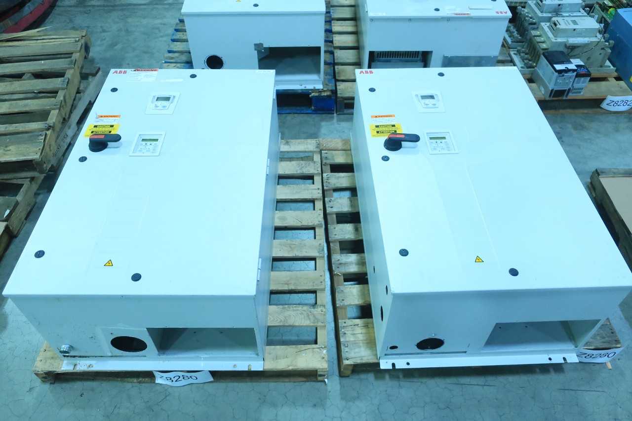 2 PALLETS OF ABB ACH550-BCR-157A-4 380-480V-AC 0-500HZ 0-480V-AC 125HP AC VFD DRIVE - MOTOR DRIVES