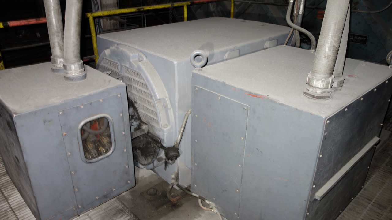 GE 1000HP 2300V 8409Z 885RPM AC MOTOR - ELECTRIC MOTORS
