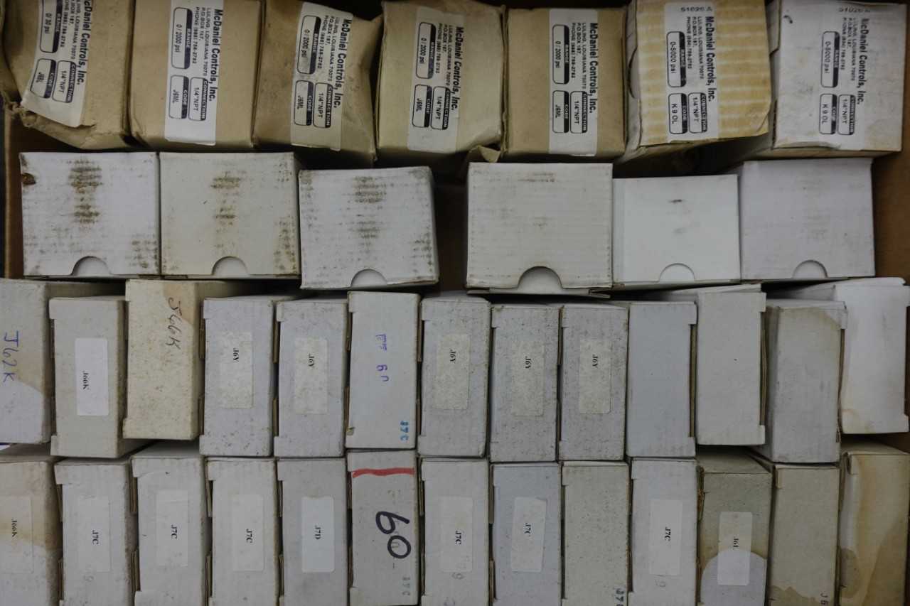 4 PALLETS OF ASSORTED PRESSURE GAUGES - INSTRUMENTATION