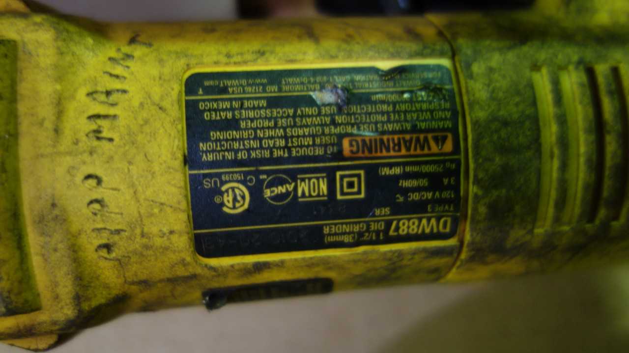 DEWALT DW887 1-1/2IN DIE GRINDER 120V-AC - ELECTRIC POWER TOOLS