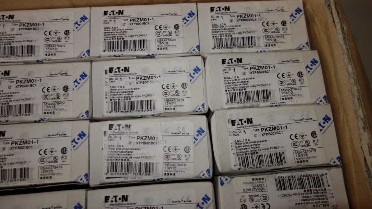 1 BOX OF 48 EATON MOELLER PKZM01-1 MOTOR CIRCUIT BREAKERS - CIRCUIT BREAKERS