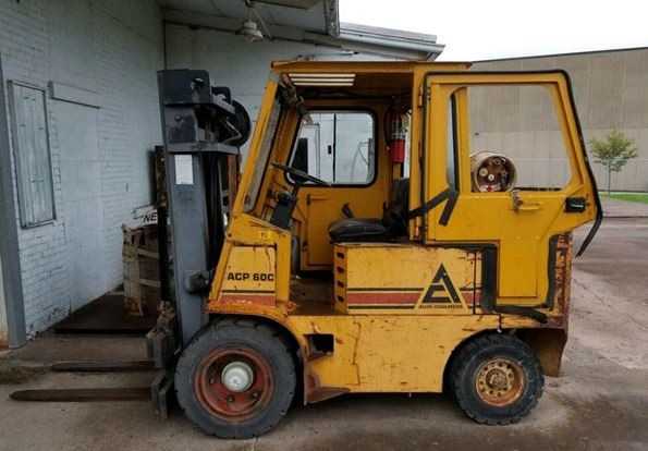 Allis Chalmers ACP60CLPS Forklift - FORKLIFTS
