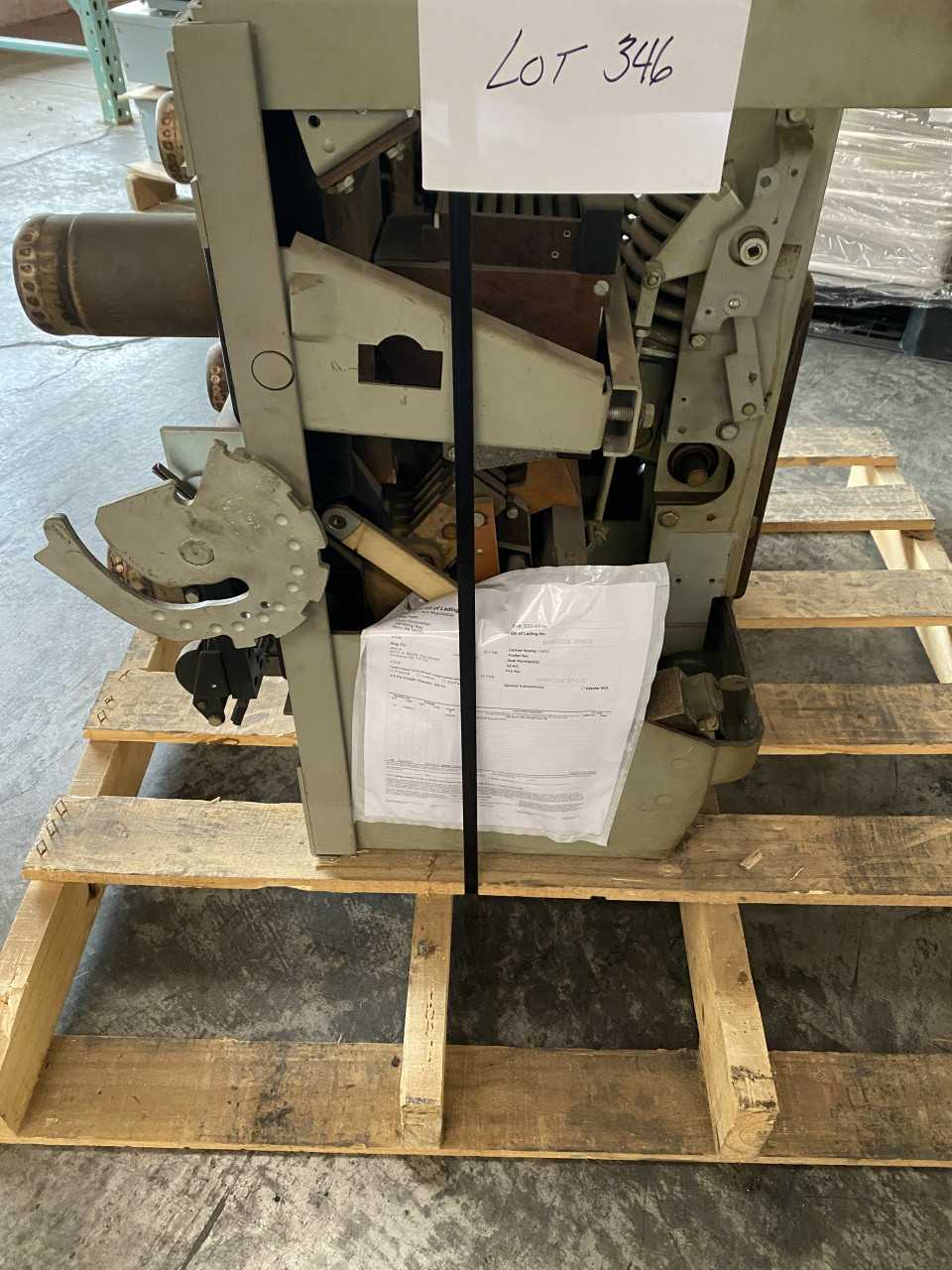 Quantity 1x 104A6174-211 Air Breaker - MISCELLANEOUS