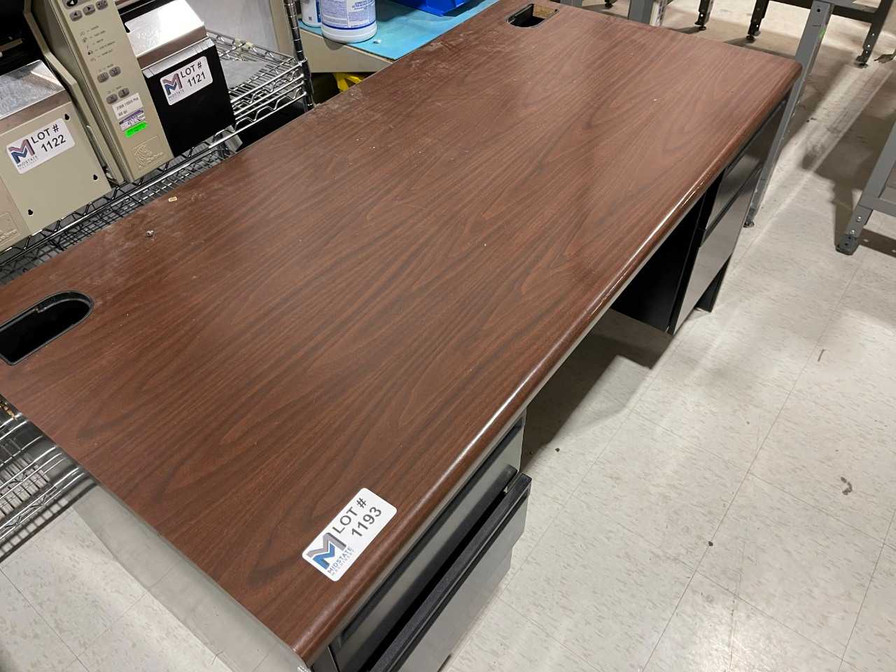Desk with No Contents - MISCELLANEOUS