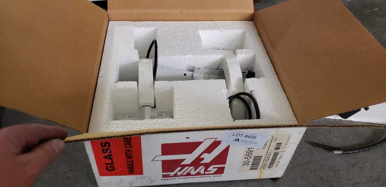 Haas work Lights HIL New in Box - LIGHTING Haas work Lights HIL New in Box - LIGHTING