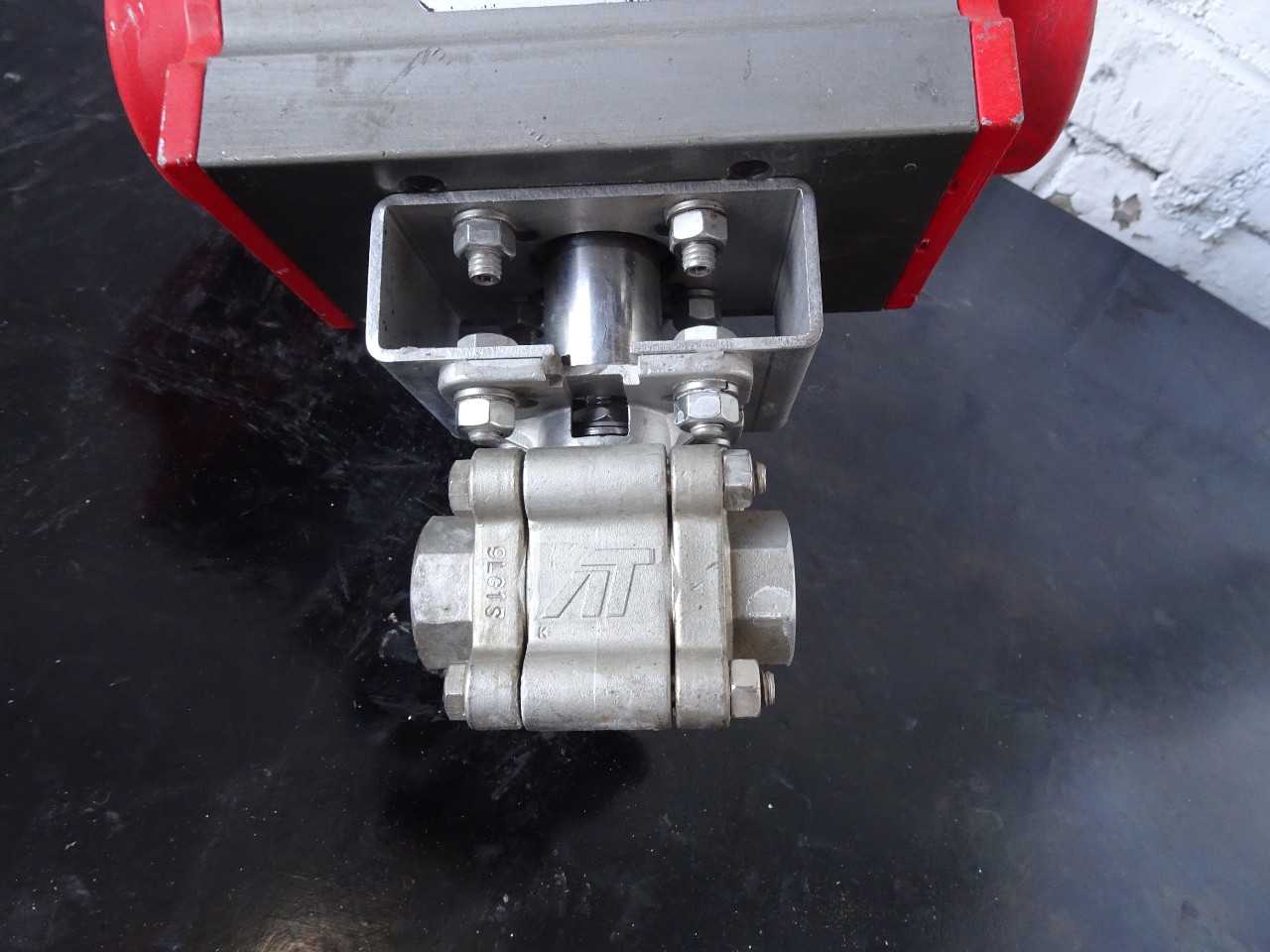 TRIAC STAINLESS CONTROL VALVE - CONTROL VALVE