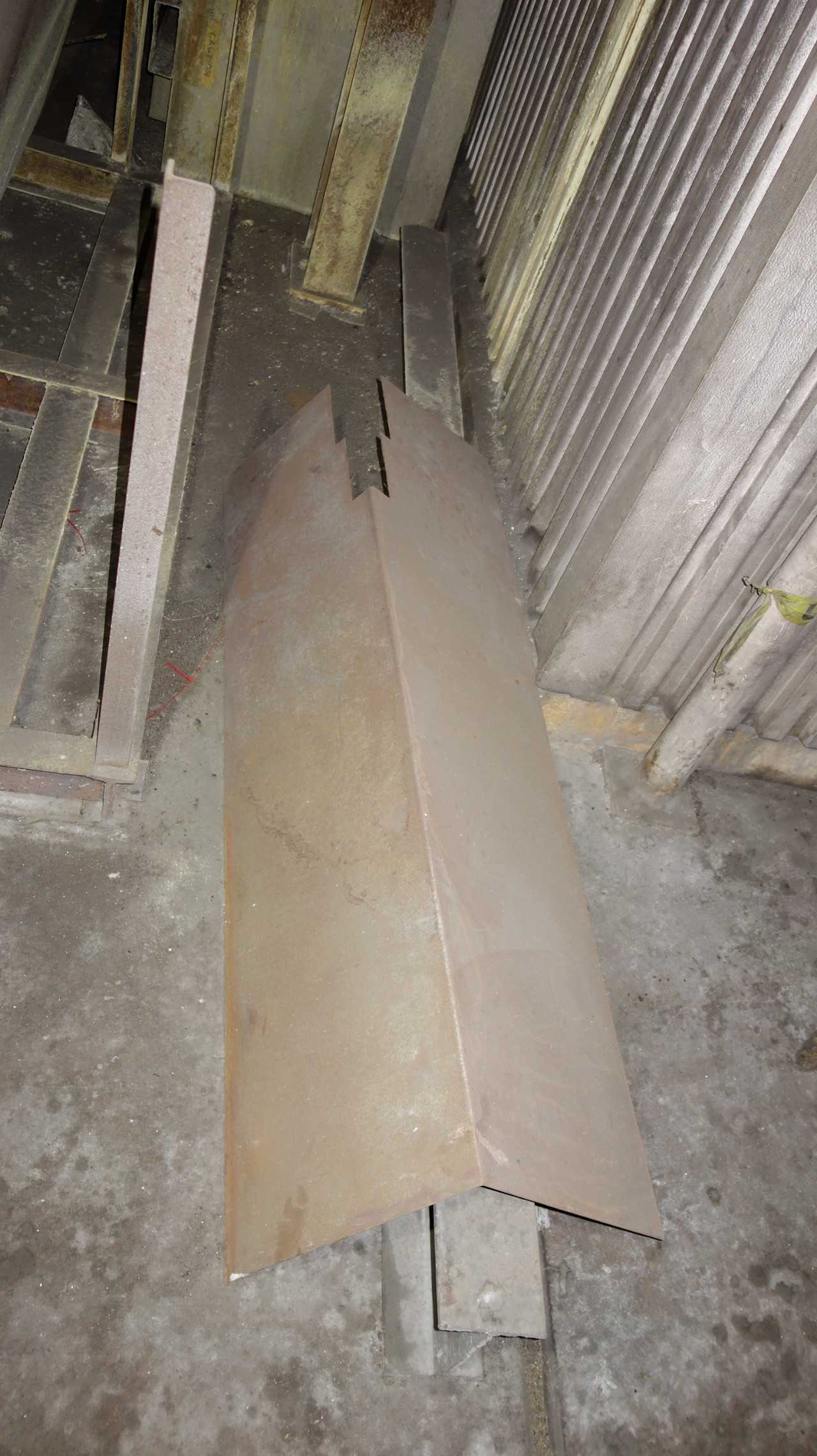 METAL PLATE STOCK WITH UPRIGHT RACKING - MISCELLANEOUS