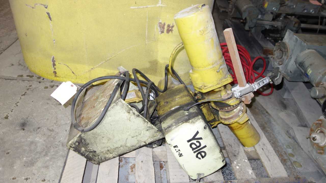 YALE KEL2-30ST15S2 4000LBS ELECTRIC HOIST - LIFTING EQUIPMENT