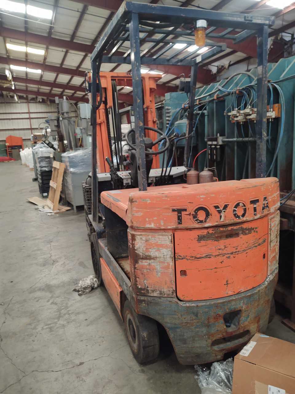 Toyota FORKLIFT 5FBC25 Type E 4700lb capacity Fork Lift - DOES NOT WORK - FORKLIFTS Toyota FORKLIFT 5FBC25 Type E 4700lb capacity Fork Lift - DOES NOT WORK - FORKLIFTS