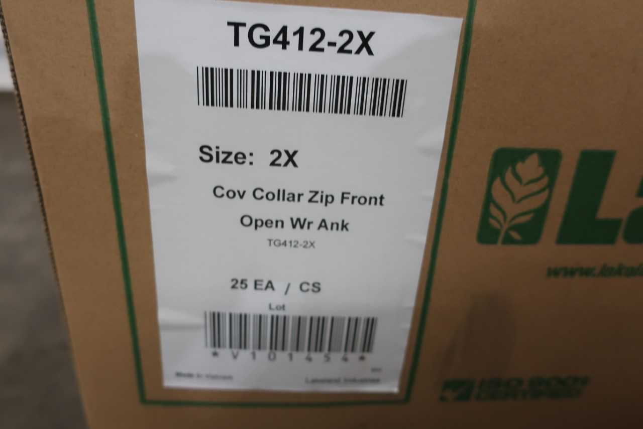 PALLET OF LAKELAND INDUSTRIES DISPOSABLE COLLAR ZIP COVERALL - LAB & SCIENTIFIC