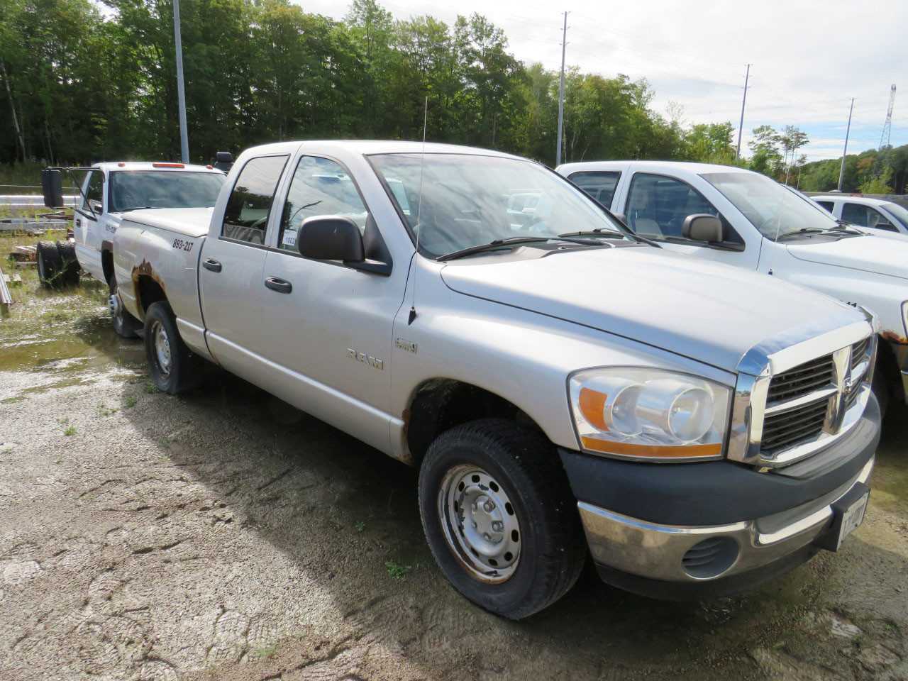 2006 DODGE RAM 1500 4X4 PICKUP TRUCK - HYDRO EXCAVATOR TRUCKS