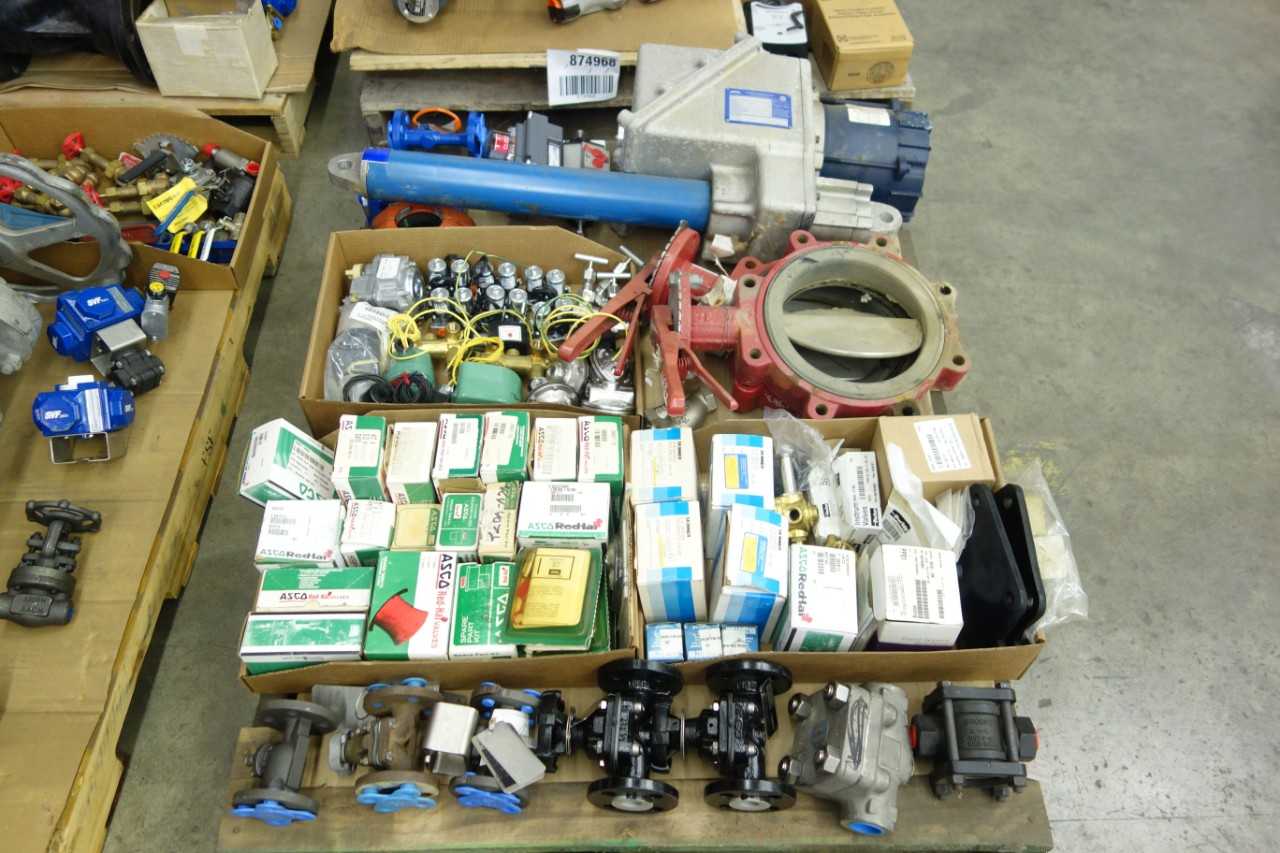 4 PALLETS OF ASSORTED VALVES AND PARTS - VALVES