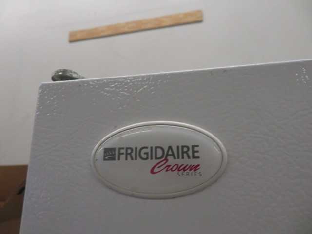 Refrigerator, used - MISCELLANEOUS