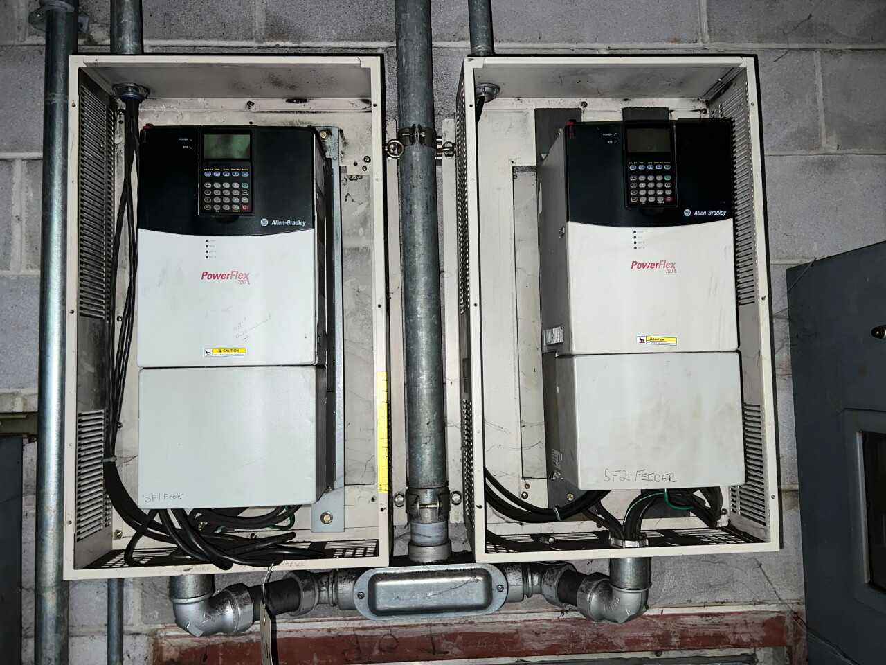2x Allen Bradley Powerflex 700 VFDs 40hp 480V - MOTOR DRIVES