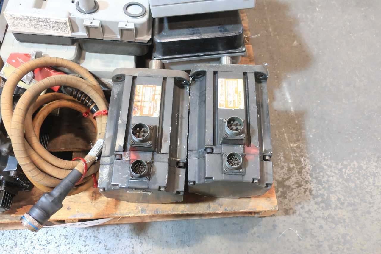 1 PALLET OF ASSORTED ELECTRICAL SERVO MOTORS, OUTPUT MODULE, SMOKE DETECTOR, POWER SUPPLY, SERVO AMP, CABLE-WIRE CONTROLS, MOTOR DRIVE- FANUC, YASKAWA, TOBISHA, DANAHER, SIMPLEX, GOULD - SERVO