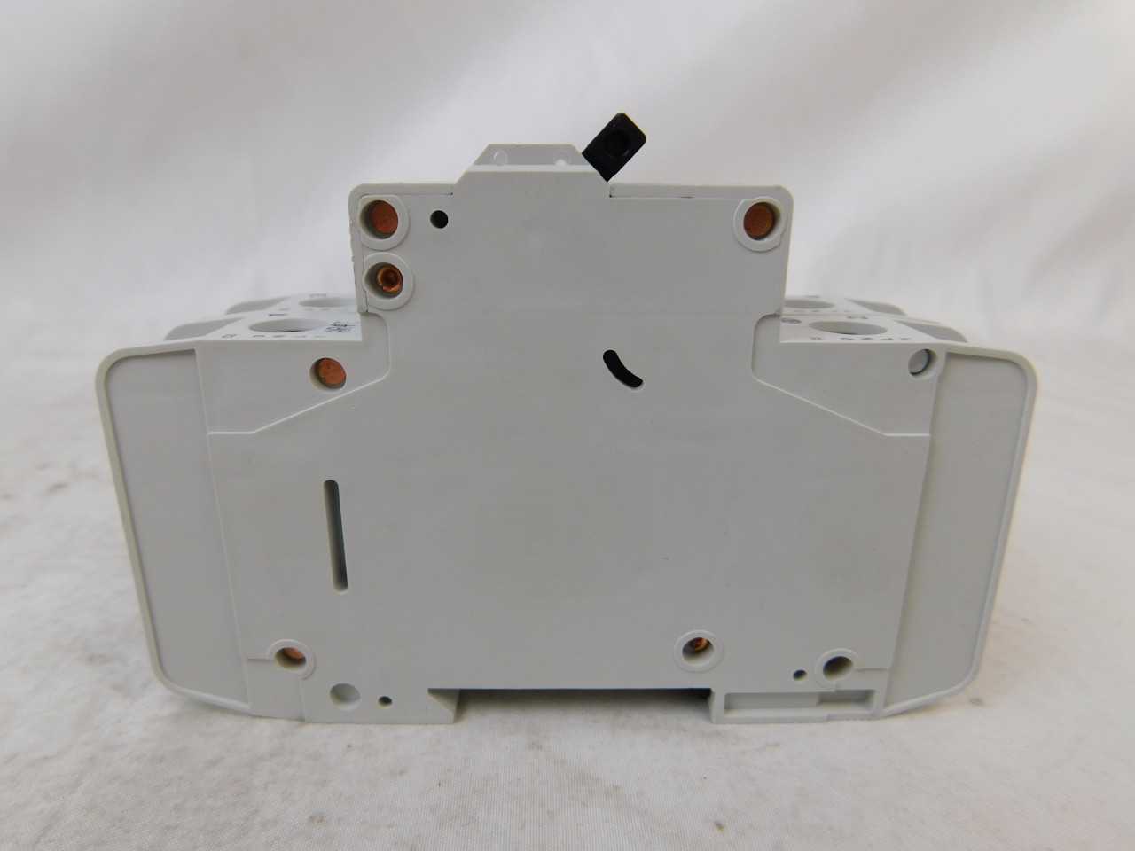 (20) Eaton FAZ-C63/2-RT Plug In FAZ 2P 63A 277/480Y 50/60Hz - CIRCUIT BREAKERS