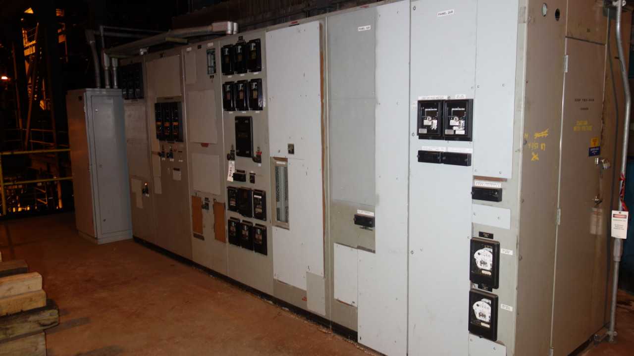 6X PANELS OF ASSORTED RELAYS, GE (COMPONENTS ONLY) - ELECTRICAL COMPONENTS