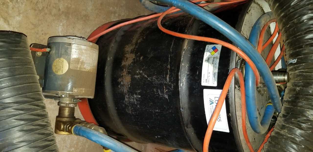 Oil Drum w/ Transfer Pump - PUMPS Oil Drum w/ Transfer Pump - PUMPS