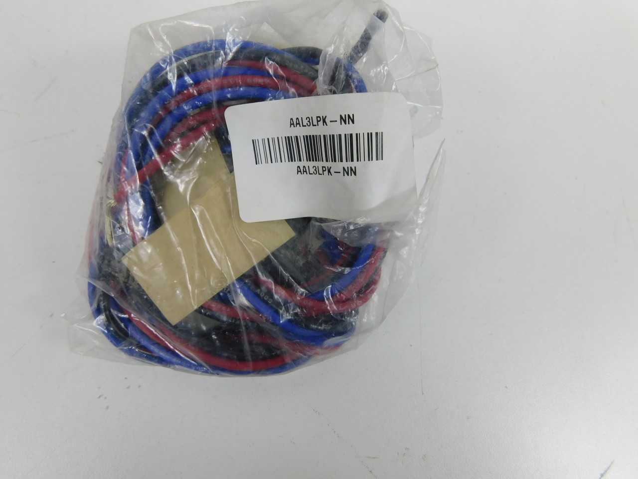 Quantity of 6x AAL3LPK Switches - ELECTRICAL COMPONENTS Quantity of 6x AAL3LPK Switches - ELECTRICAL COMPONENTS