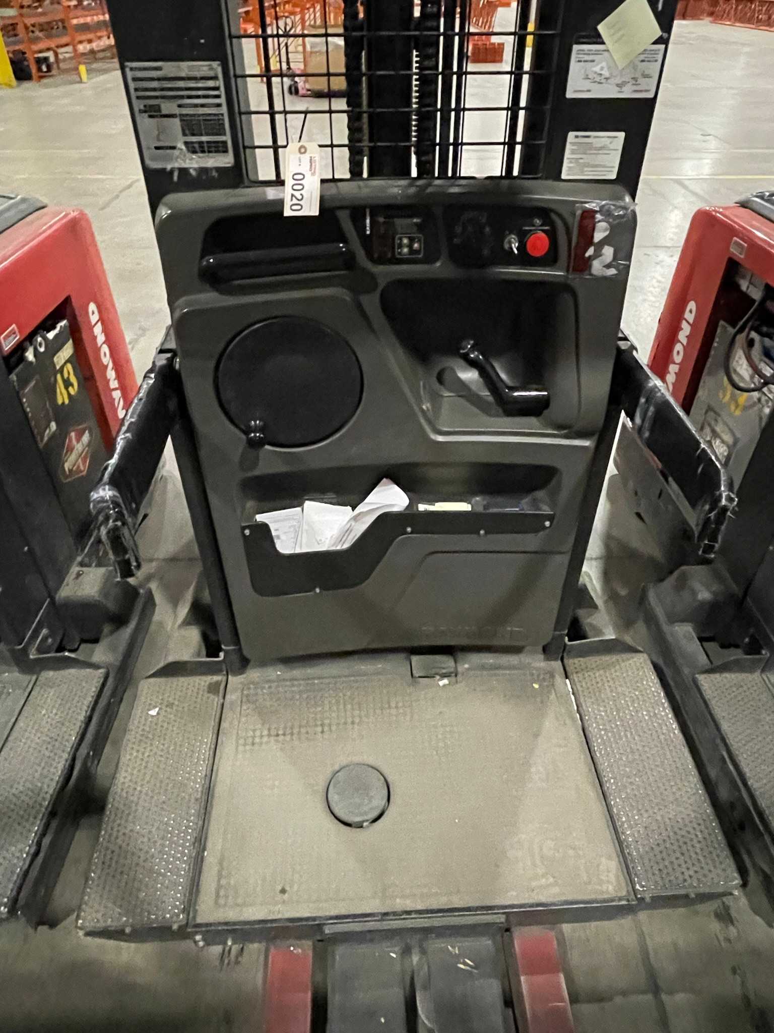 2005 RAYMOND EASI-OPC30TT ORDER PICKER - ORDER PICKER