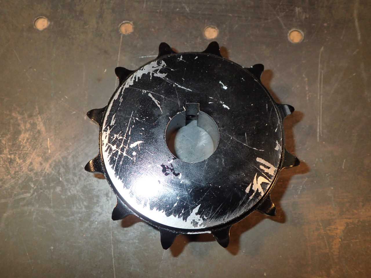 Boston Gear H922 Block Chain Sprocket 12-Tooth 1" Bore for 5/16" Wide B504 Chain - SPROCKET