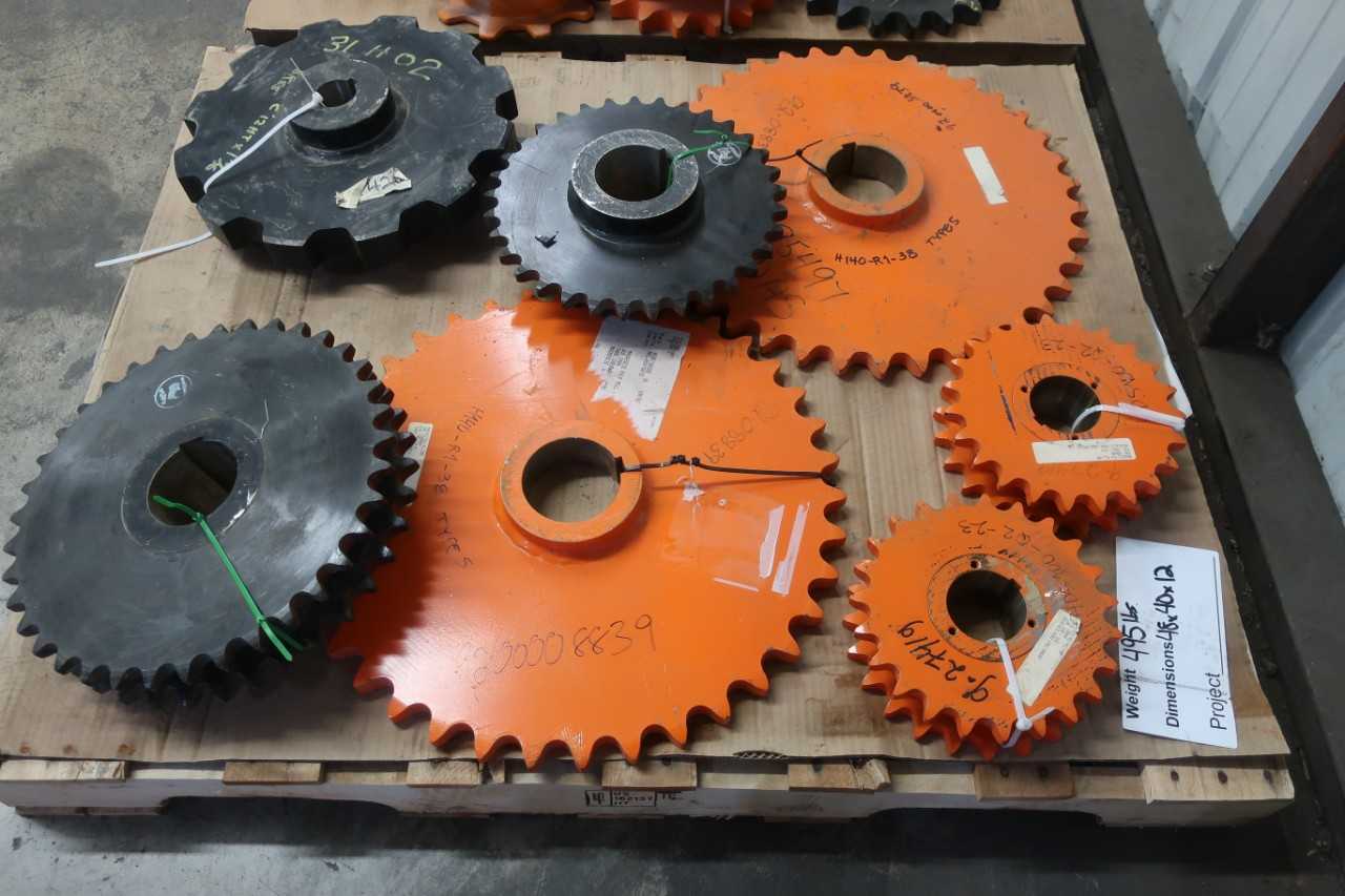 2 PALLETS OF ASSORTED SPROCKETS - HAND TOOLS