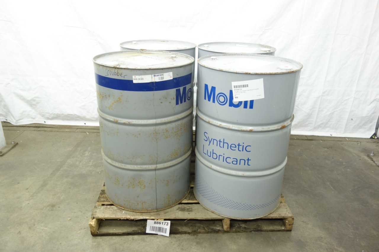 LOT OF 4 FULL 55 GALLON DRUMS OF MOBIL ASSORTED SYNTHETIC OIL - INDUSTRIAL PARTS