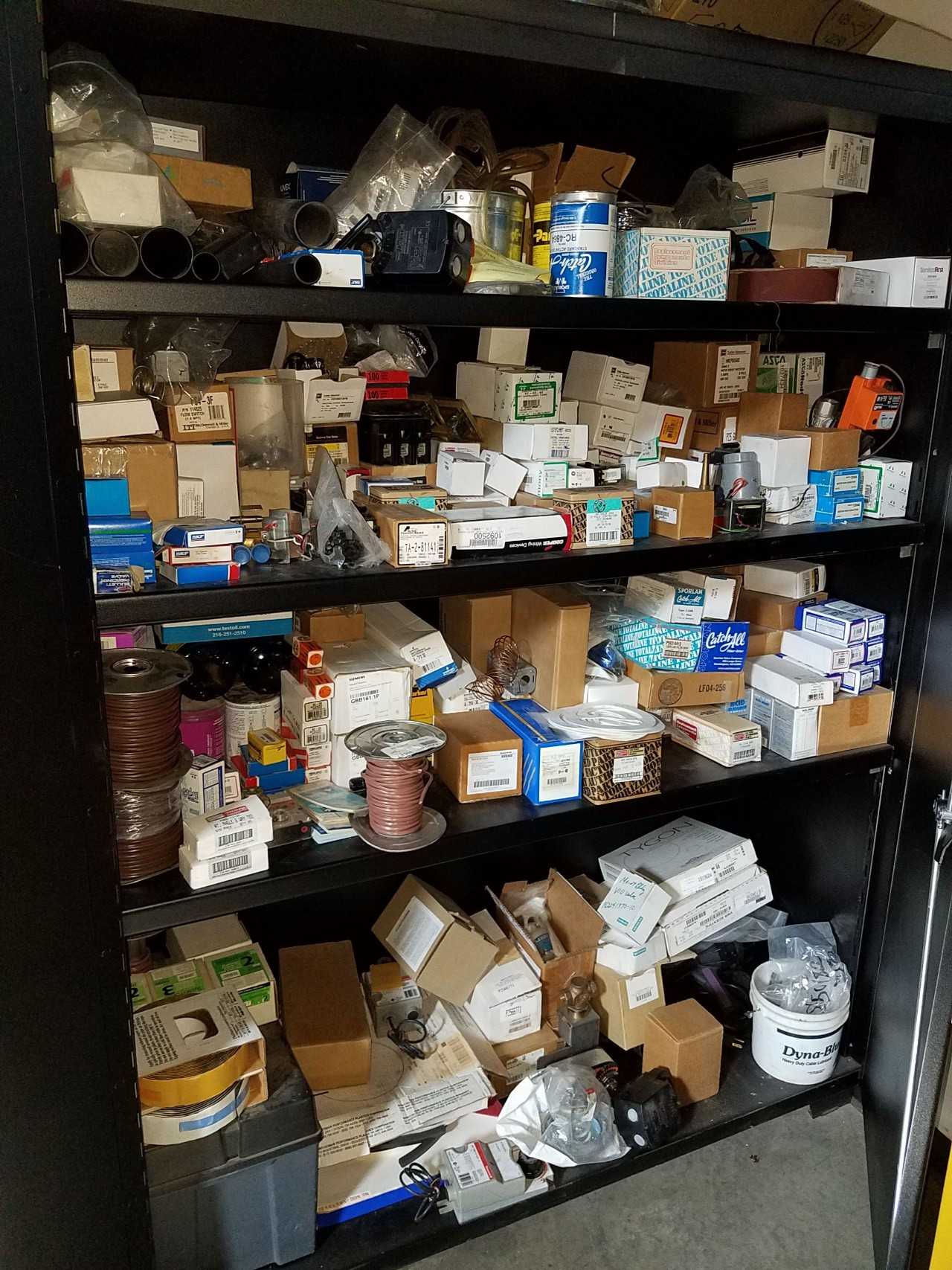 Double door steel cabinet, no contents - TOOL STORAGE