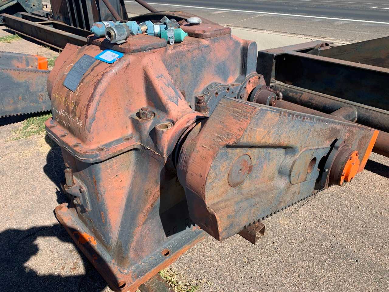 Lufkin Box 160D-17374, E75413m/427152, box w/cranks and NewStyle wrist pins, H speed pinion bad, HS gear file bullset OK - PALLET JACKS