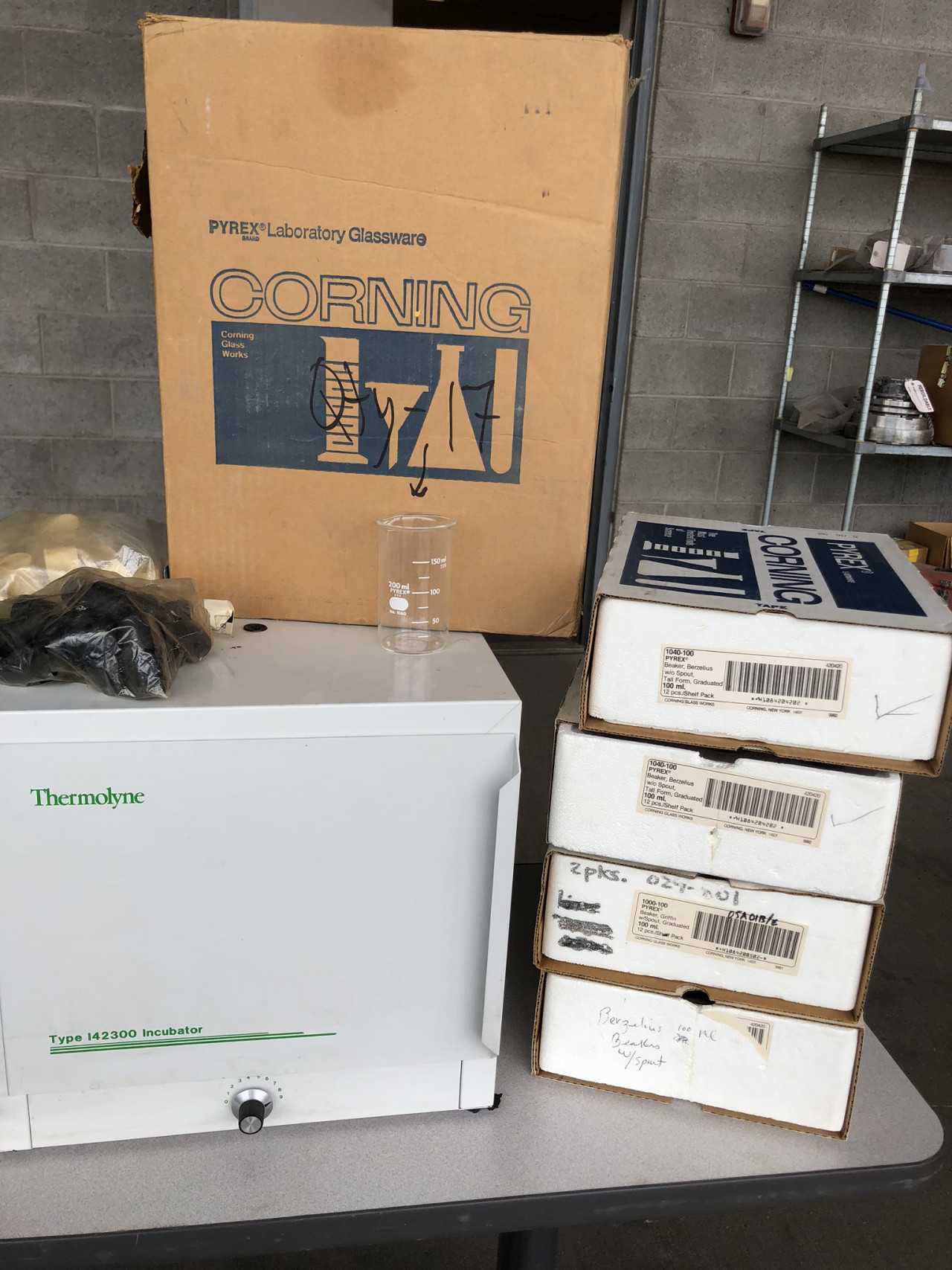 One Lot of miscellaneous Lab Equipment (2) - LAB & SCIENTIFIC