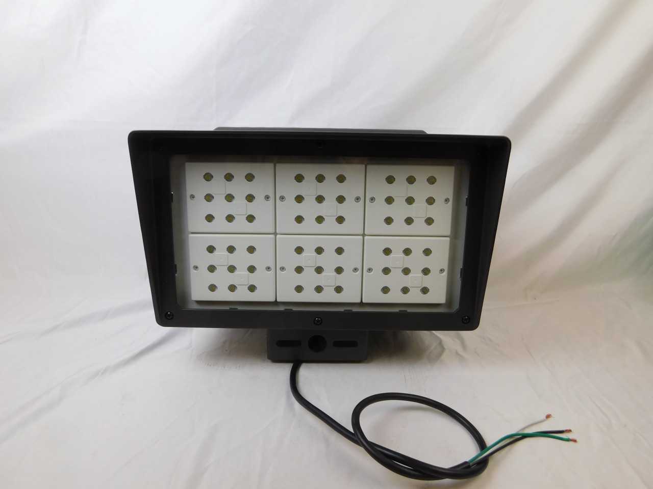 Atlas PFXL126LED LED Floodlight 120-277VAC 126 Watts - ELECTRICAL COMPONENTS