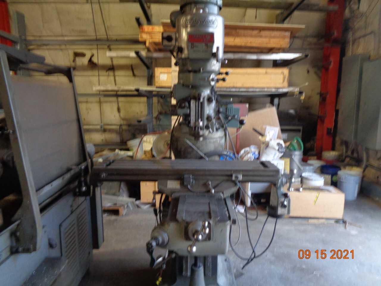 Bridgeport Vertical Mill, with Digital Read Out and Power Feed - MILLING MACHINES