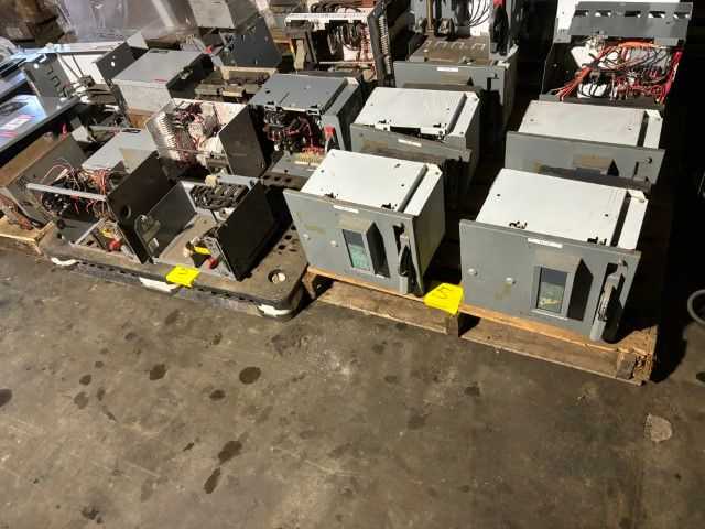 Bulk Lot of Electrical MCC Buckets & Switchgear, Including Allen Bradley, Square D, & Cutler Hammer - QTY 14 Pieces on 3 Pallets - ELECTRICAL COMPONENTS