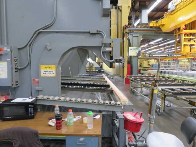 Pacific Hydraulic Press Brake, Model 400-26, 1/2" X 10' - PRESS BRAKES