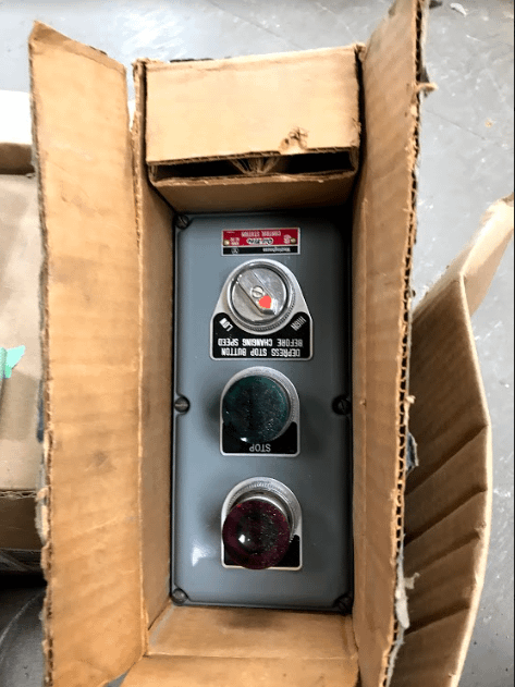 Assorted Lot of Electrical Controls (9) - AUTOMATION & CONTROLS Assorted Lot of Electrical Controls (9) - AUTOMATION & CONTROLS