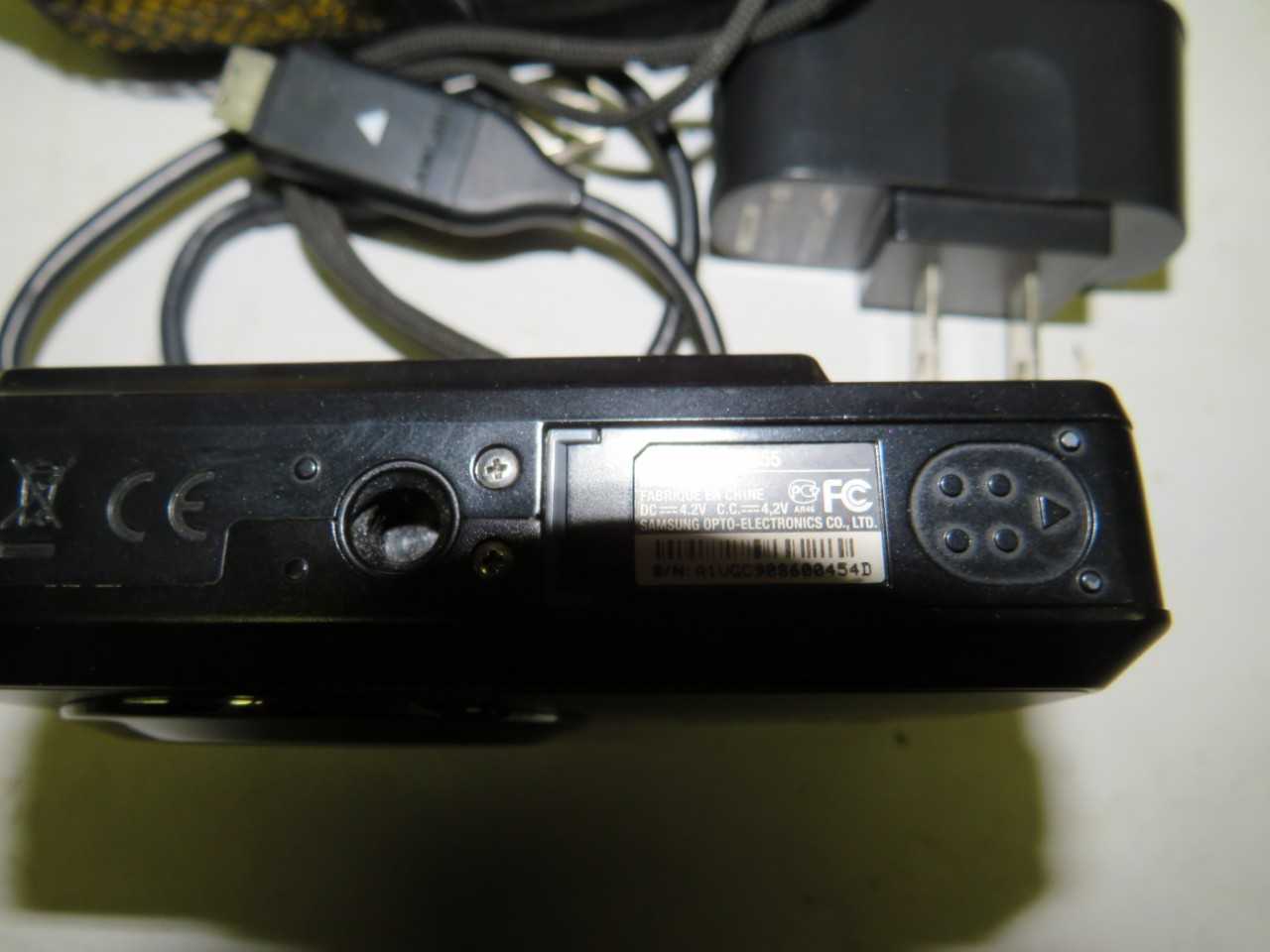 SAMSUNG ES55 10.2 MEGA PIXELS CAMERA - MISCELLANEOUS