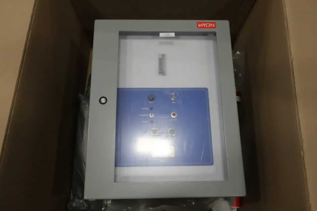 LOT OF 5 NOVA GAS ANALYZERS - ANALYZER