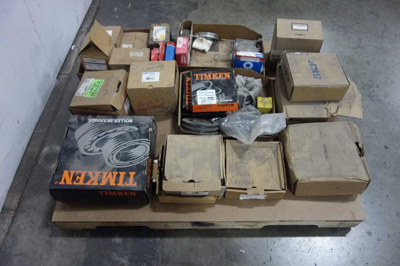 LOT OF ASSORTED BEARINGS - BEARINGS