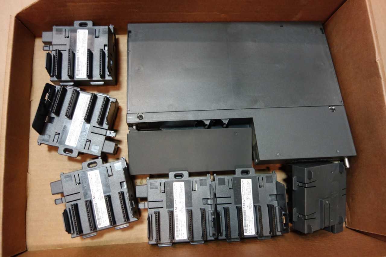 1 LOT OF MODULE CONTROLS, CPU PROCESSOR CONTROLS- SIEMENS - AUTOMATION & CONTROLS
