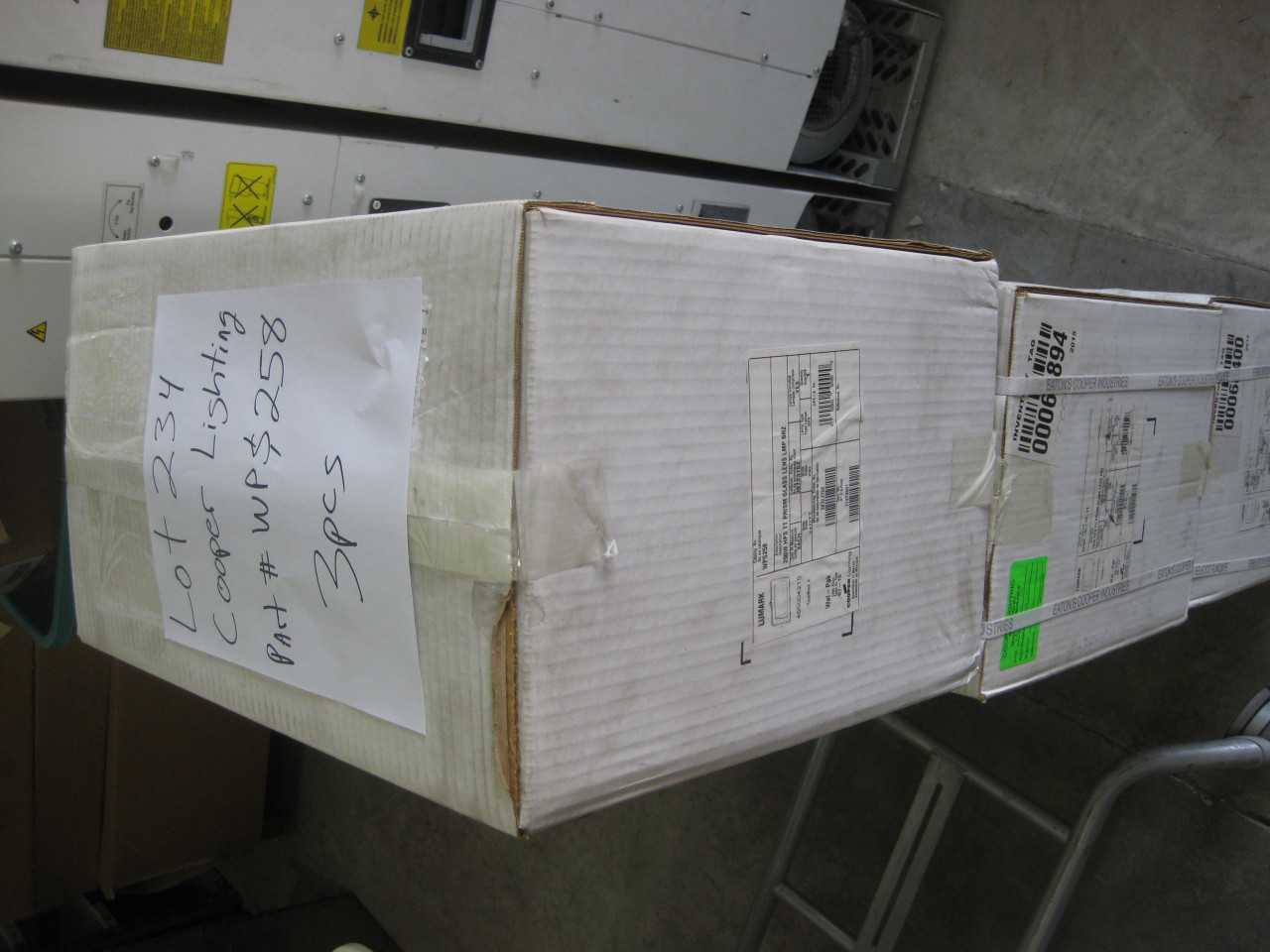 COOPER LIGHTING ( QTY 3 ) - LIGHTING