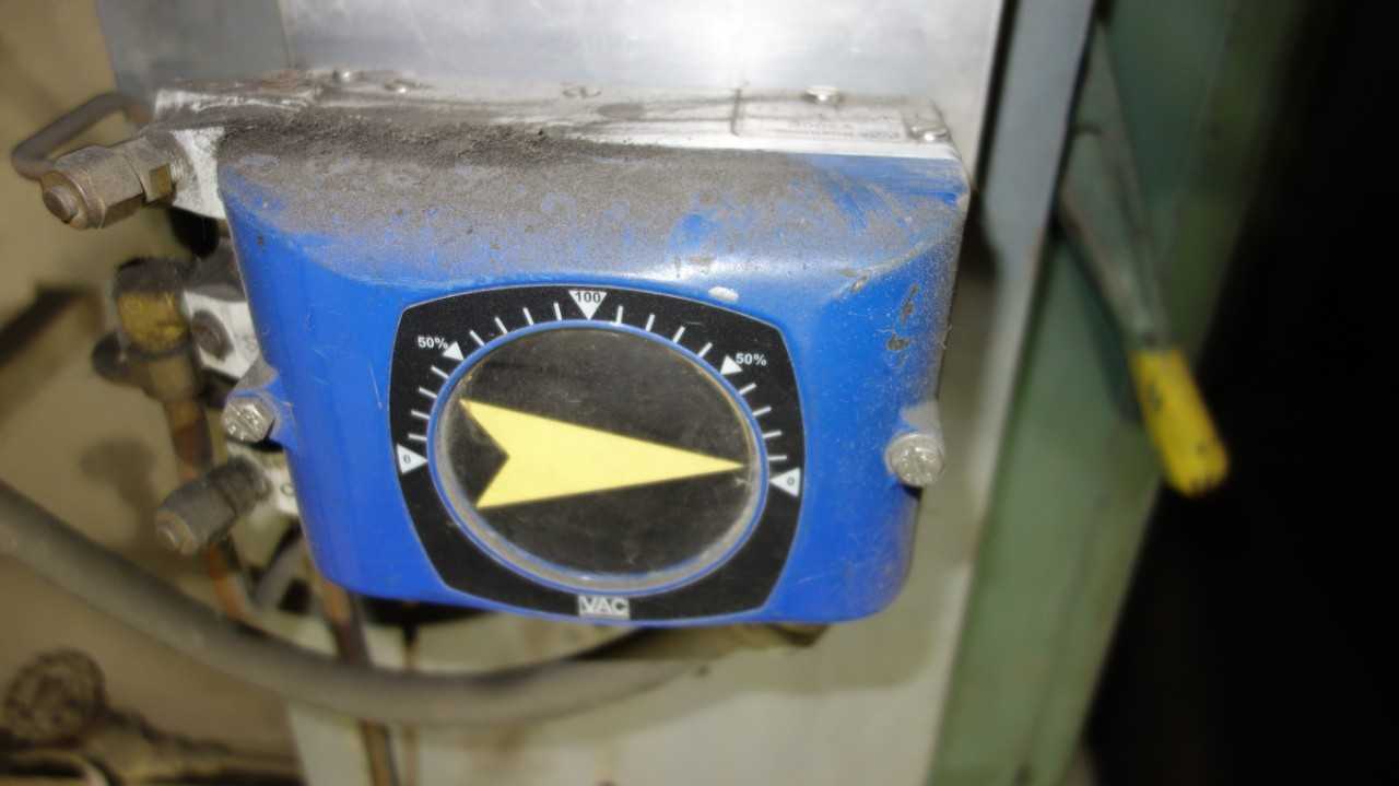 LOT OF 2 BAILEY METER CONTROL SYSTEM ACTUATOR - CONTROL VALVE