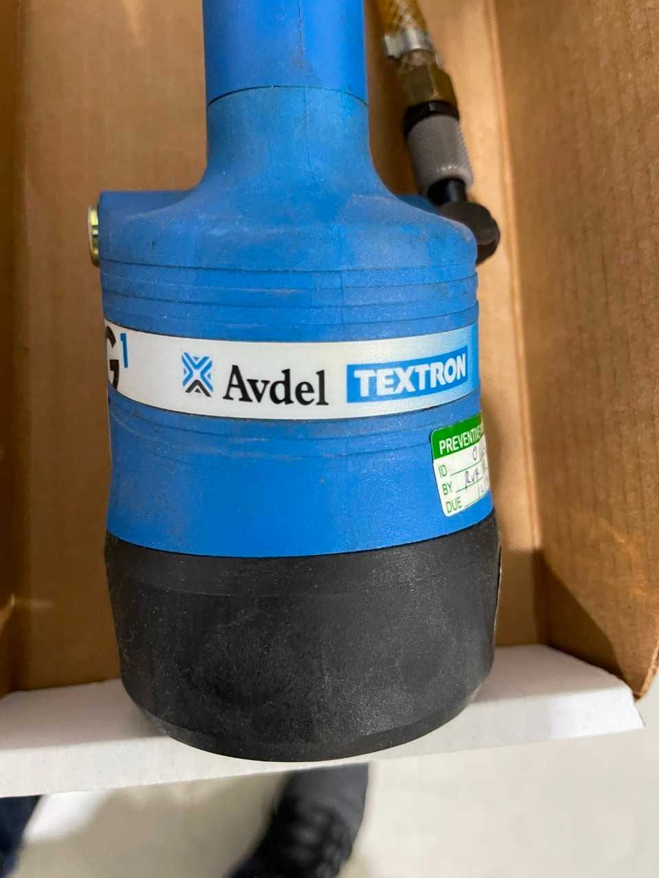 Avdel Textron Numatic Rivet Gun - PNEUMATIC POWER TOOL