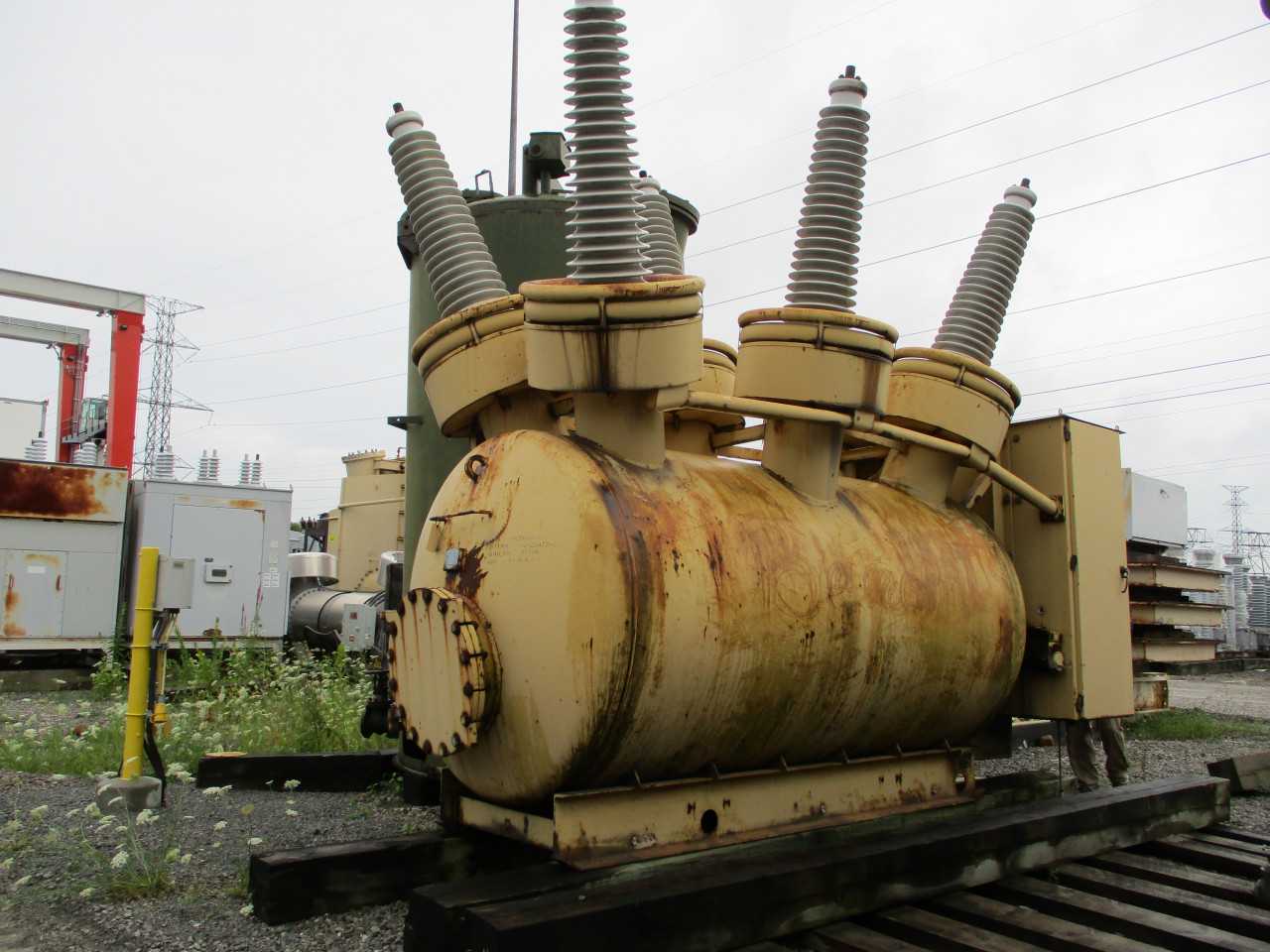 1979 Gould GA SF6 Breaker. Type 145GA50-20.0. 145kv, 2000A - CIRCUIT BREAKERS