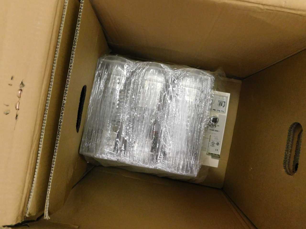 Lot of 1 Fusible Rotary Disconnect - DISCONNECT SWITCHES