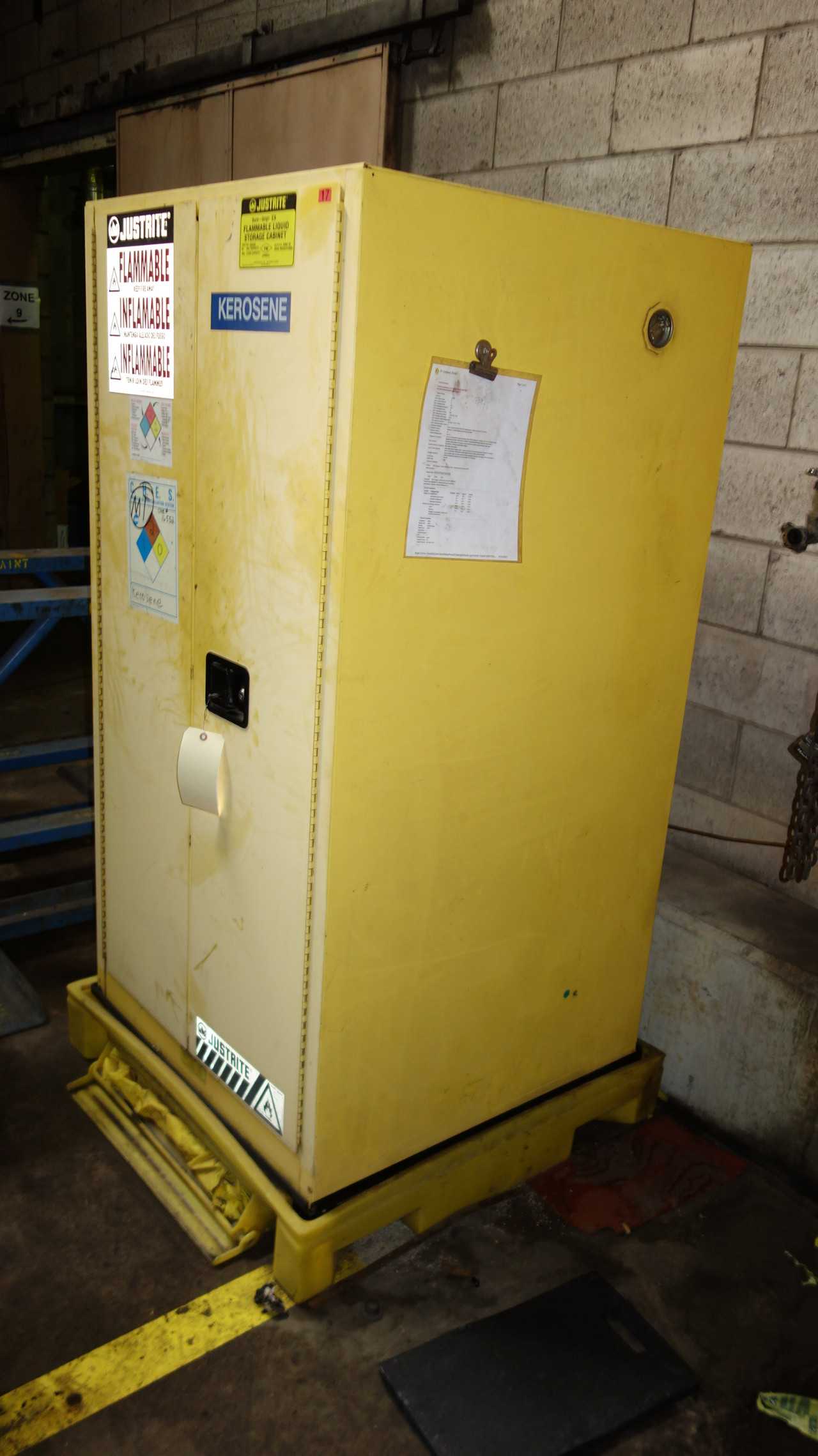 JUSTRITE 896200 55GAL FLAMMABLE STORAGE CABINET - TOOL STORAGE